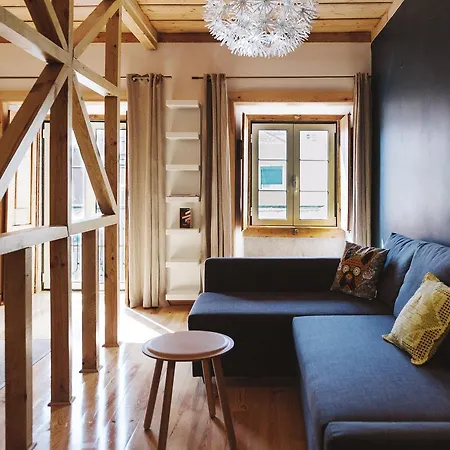 Charming Near The River And Santa Apolonia Metro Апартаменты Лиссабон