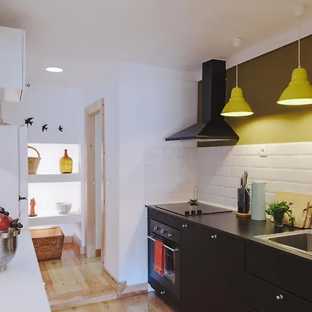 Charming Near The River And Santa Apolonia Metro Lejlighed *